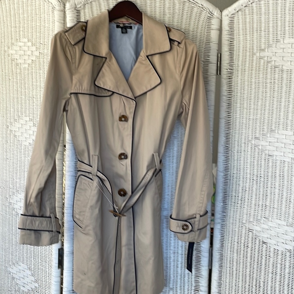 Tommy Hilfiger women’s trench coat